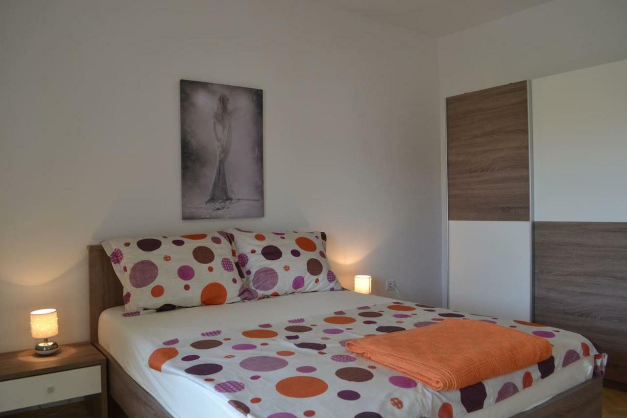 Apartment Rafael Pag Town Zewnętrze zdjęcie